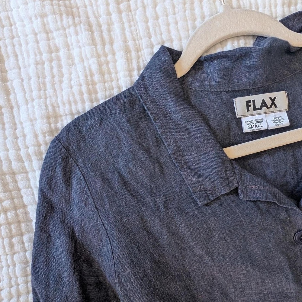 Flax blue Gray linen button up shirt in a small - Picture 2 of 5